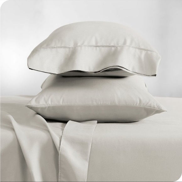 New Ultra-Soft Microfiber King Warm White Pillowcase Set by Bare Home - Picture 1 of 3